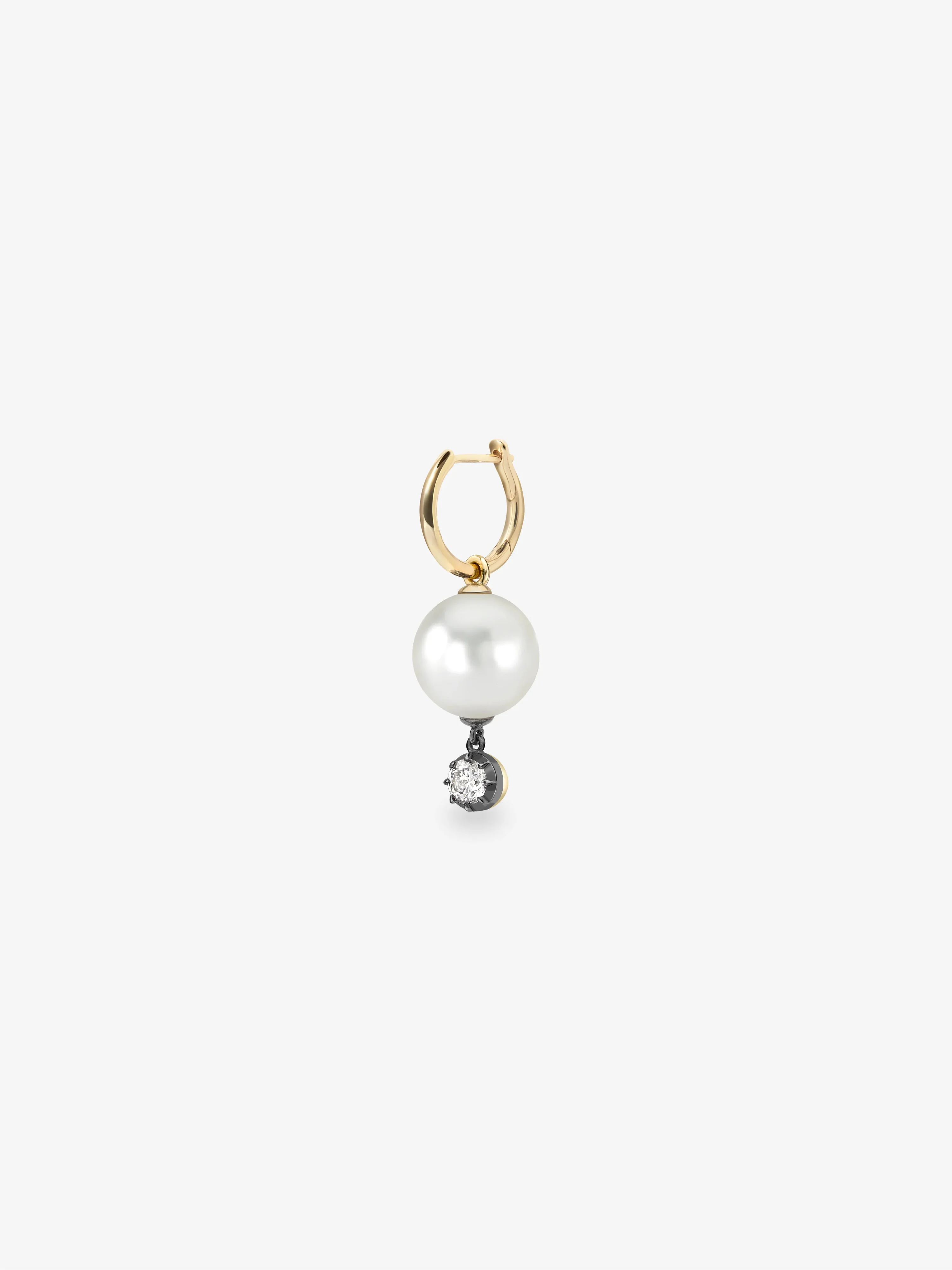 0.20ct Pearl & Diamond Single Gypset Hoop Earring - Image 2