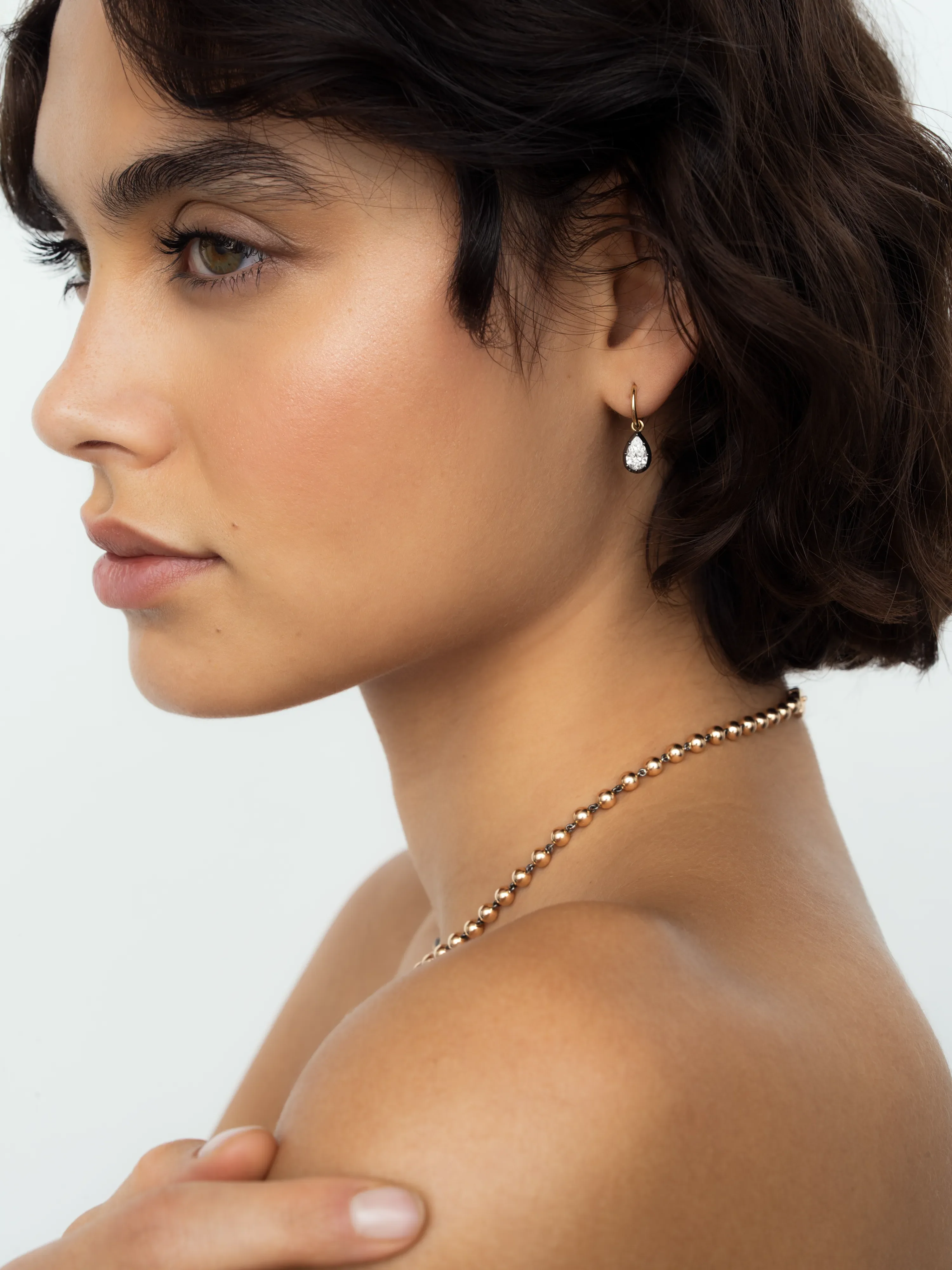 0.70ct Pear-Shaped Diamond & Blackened Gold Point Up Single Gypset Hoop Earring - Image 3