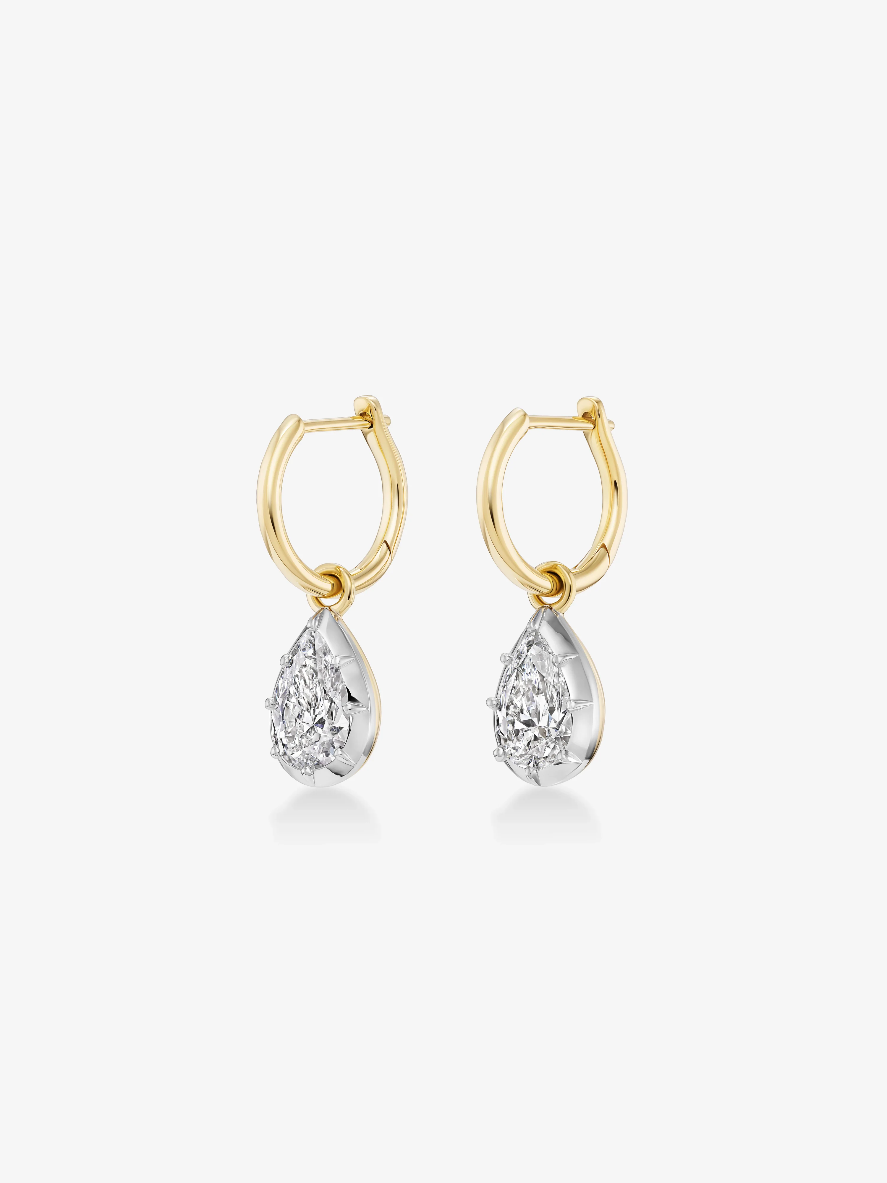 0.70ct Pear-Shaped Diamond & White Gold Point Up Gypset Hoop Earrings - Image 2