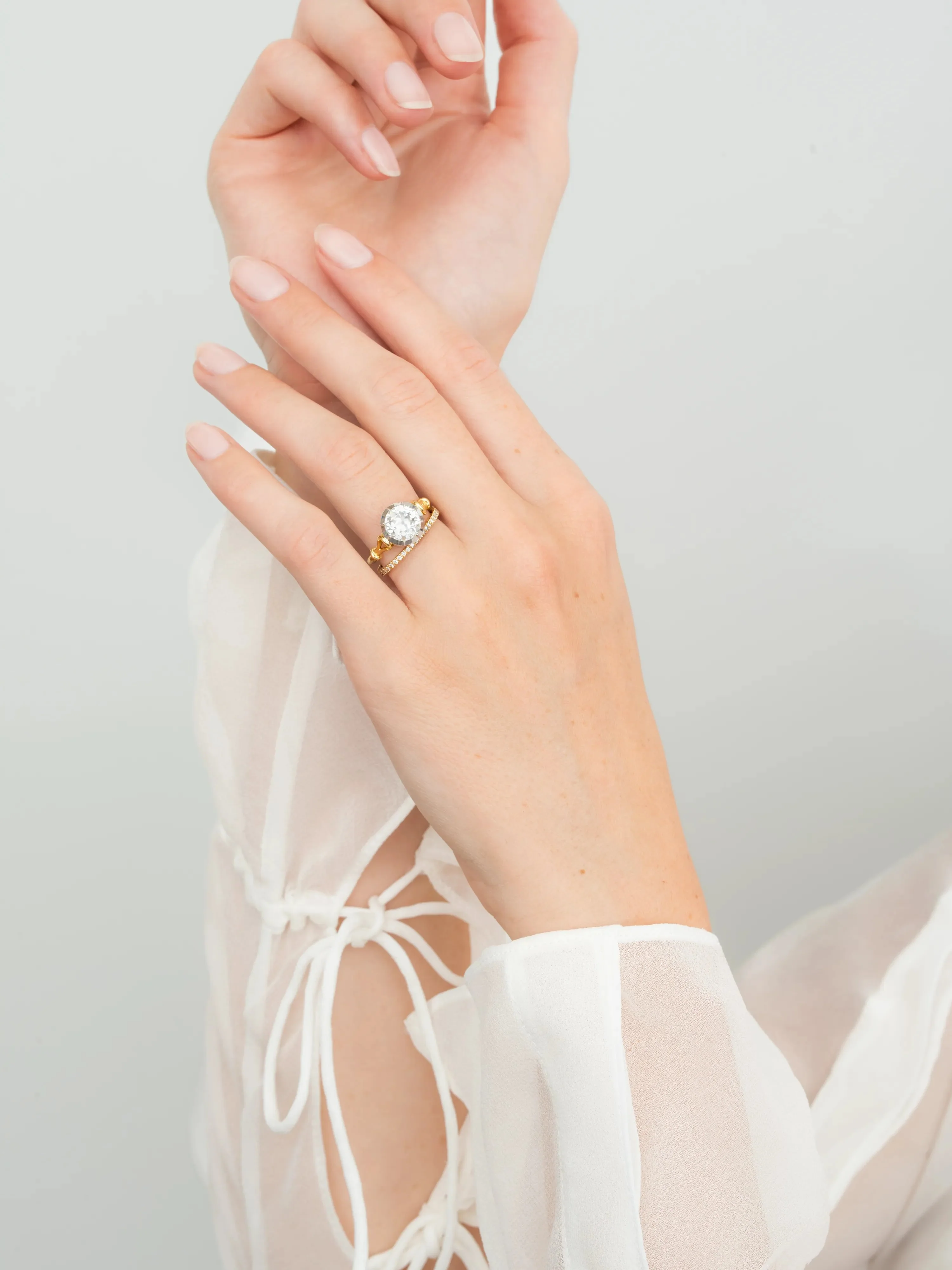 1.83ct Georgian Loop Diamond Ring - Image 3