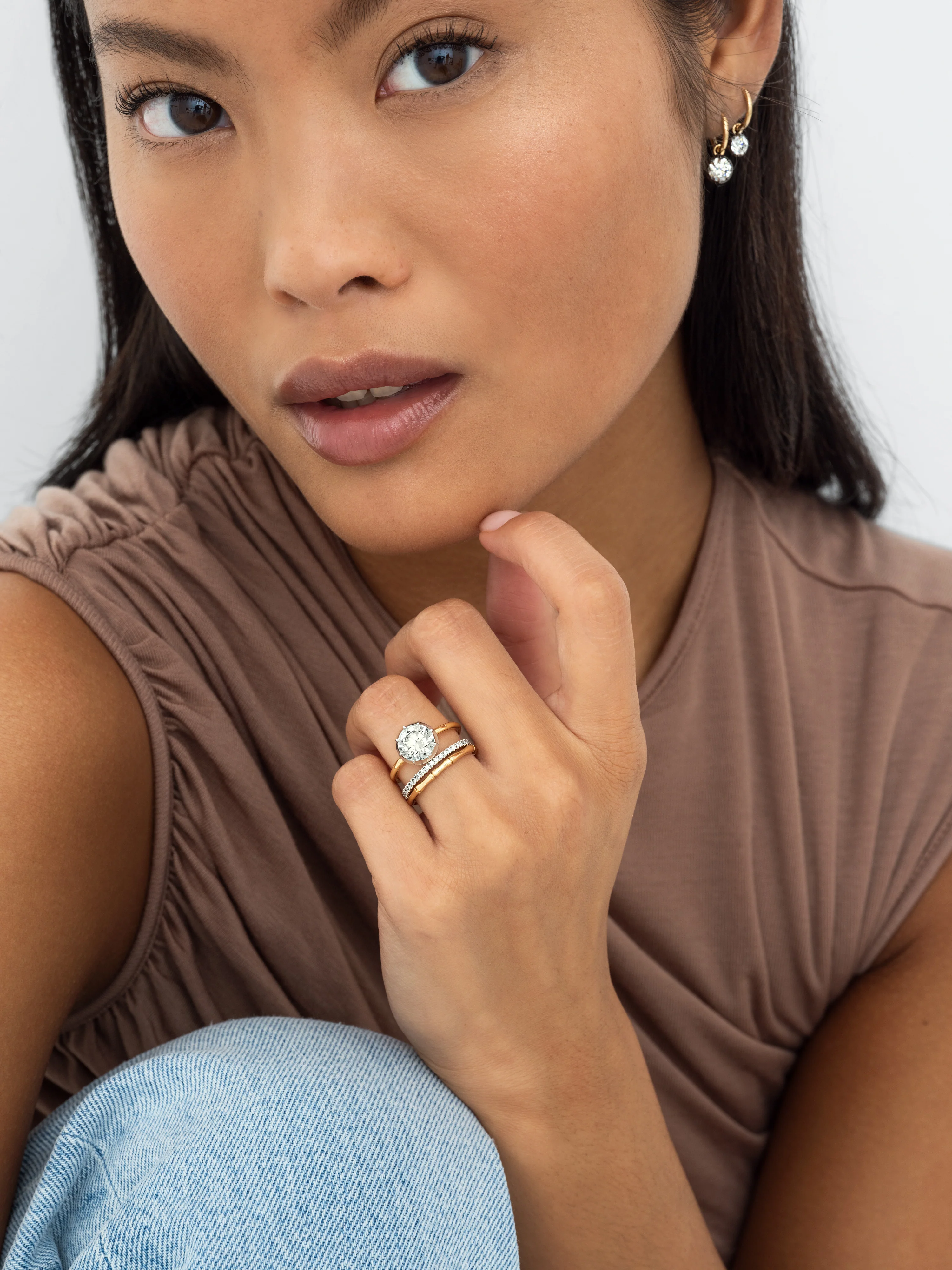 2.19ct Diamond & White Gold Button Back Ring - Image 3