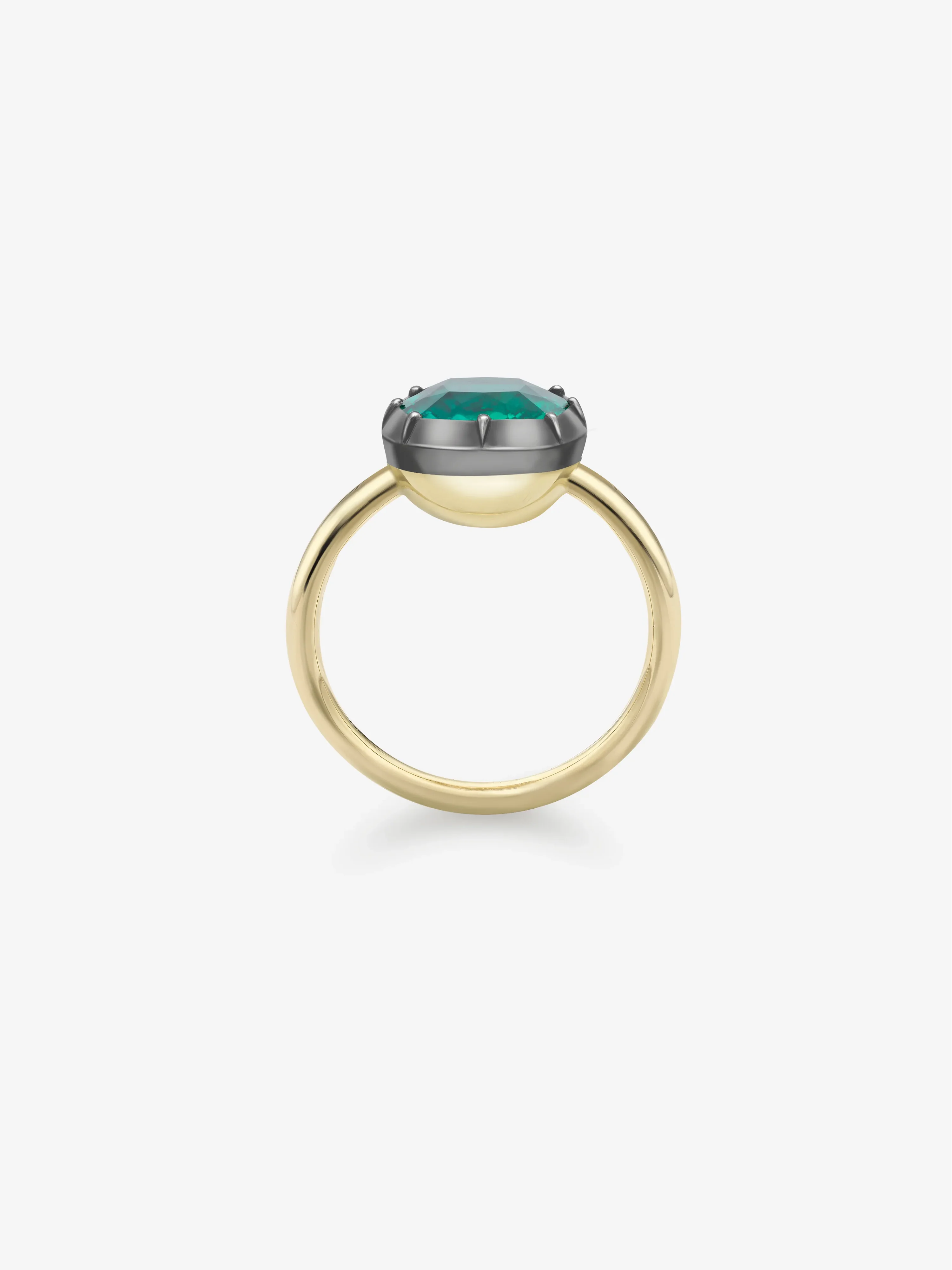 2.28ct Cushion Cut Emerald Button Back Ring - Image 4