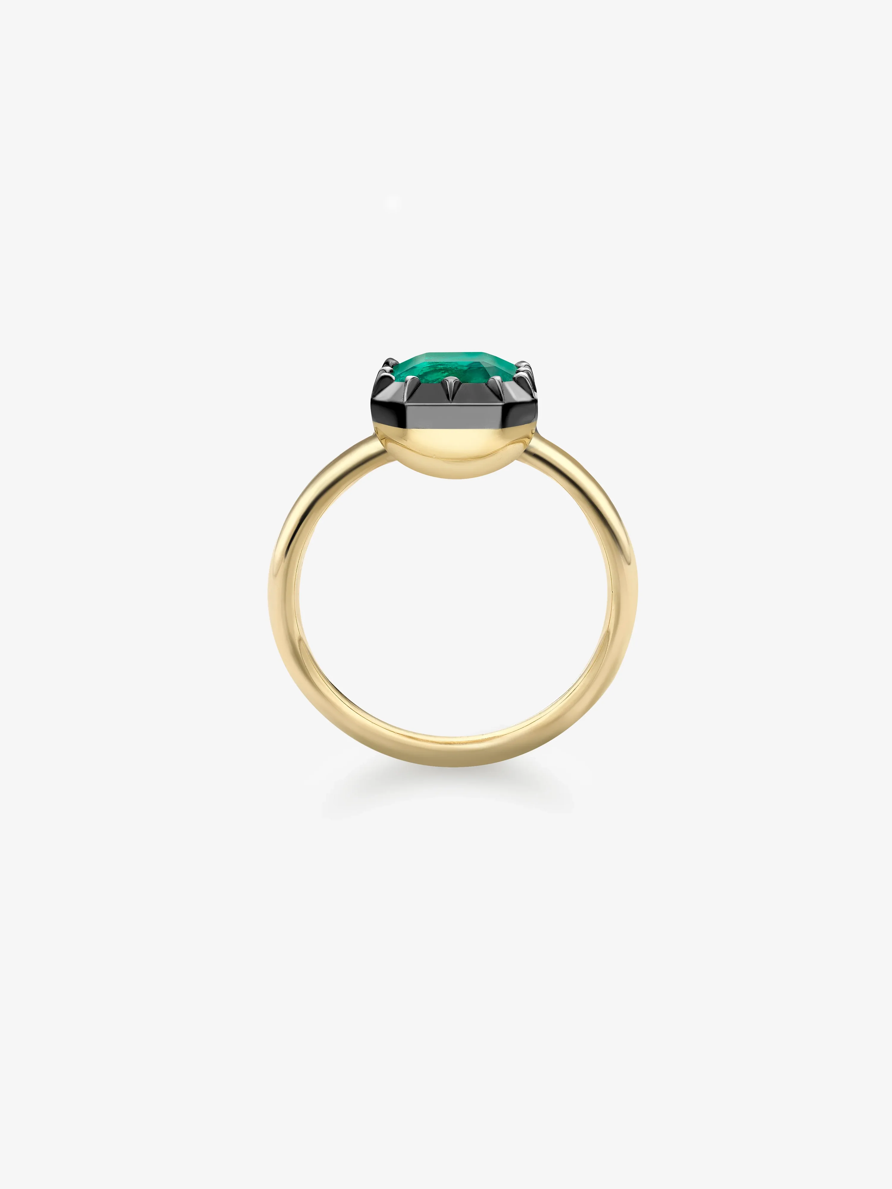 2.95ct Emerald Cut Emerald Button Back Ring - Image 3