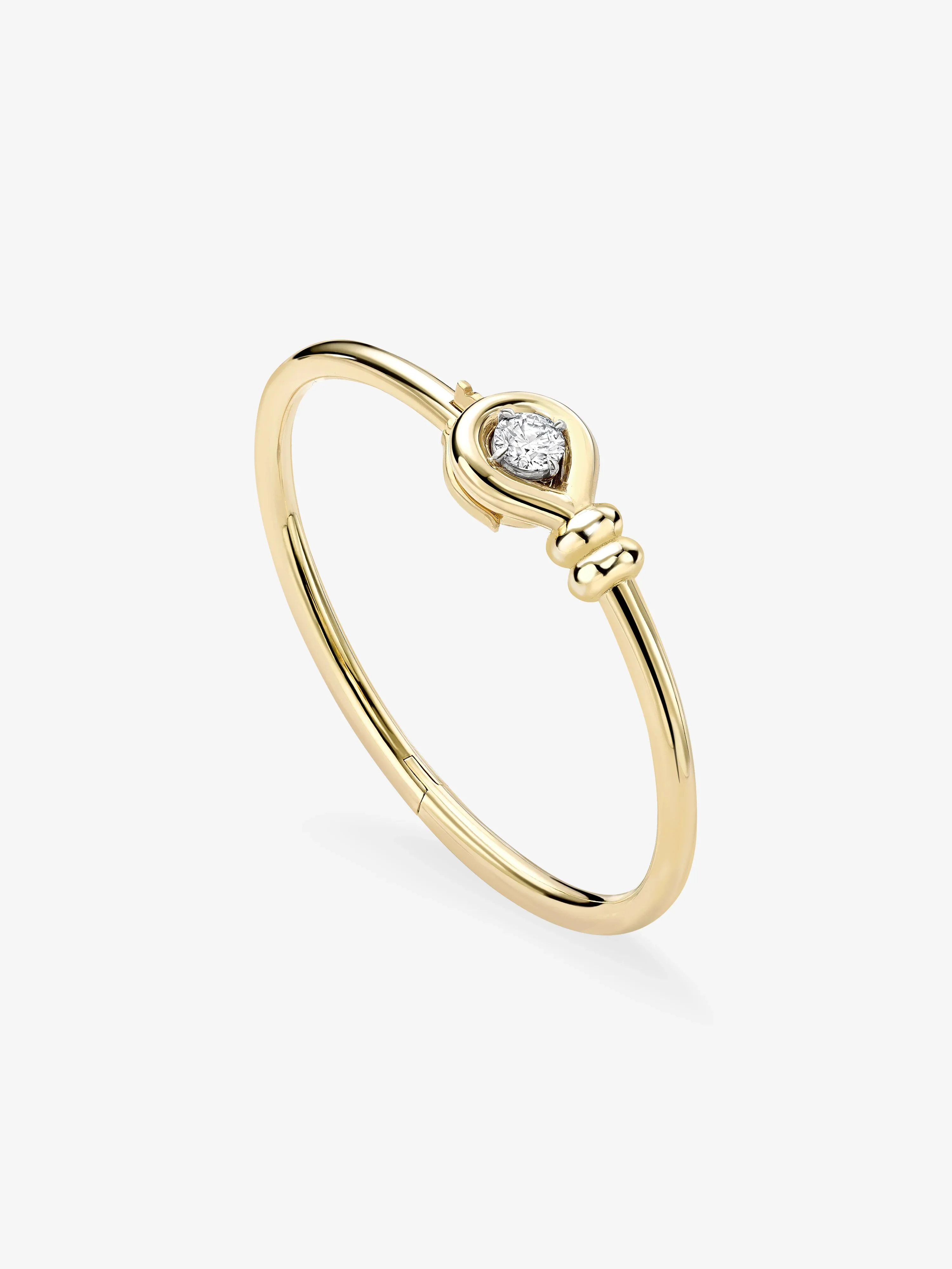 Forget Me Knot 0.80ct Diamond Yellow Gold Bangle - Image 4