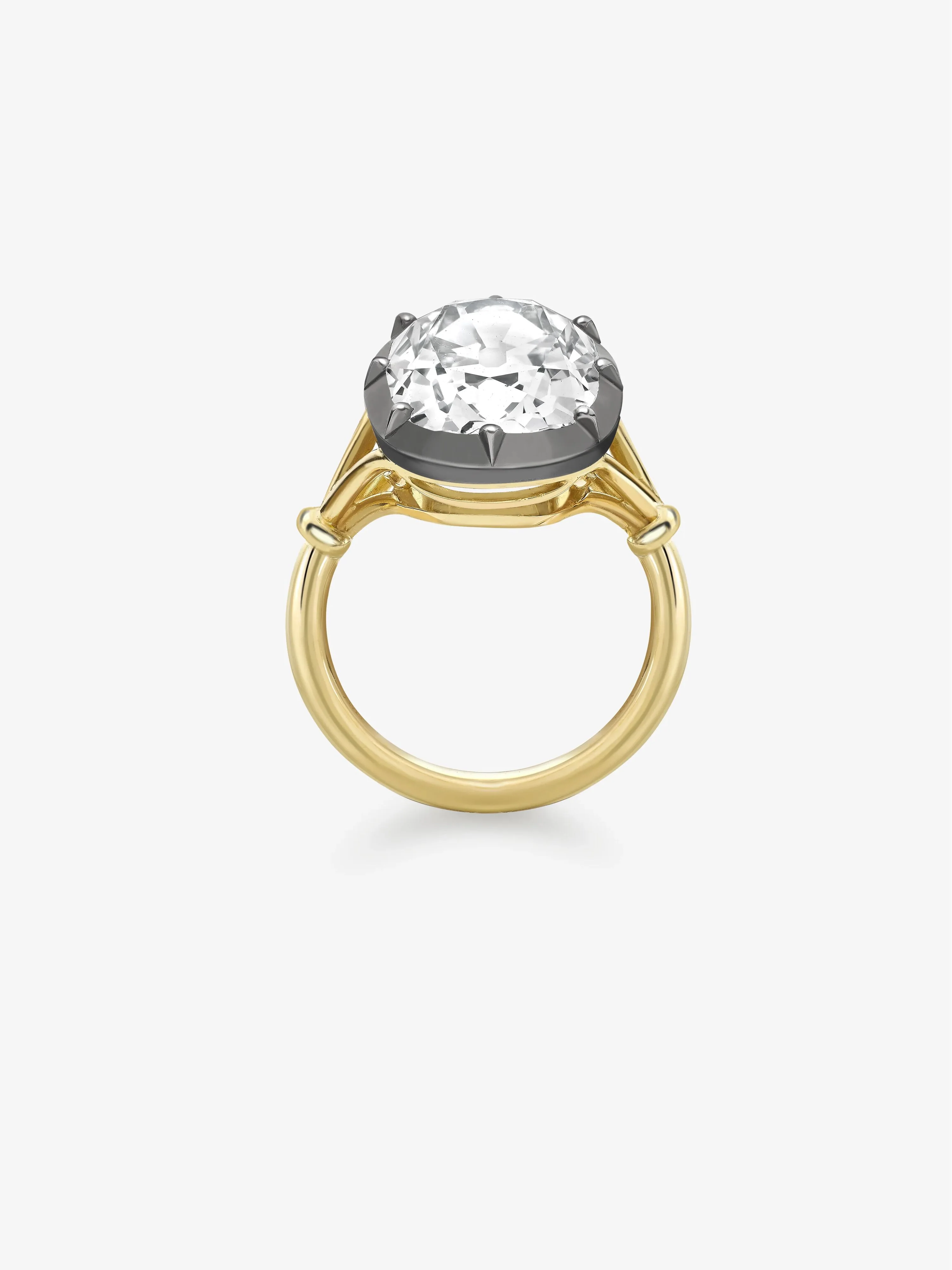 Georgian Loop 6.08ct Cushion Diamond Ring - Image 4