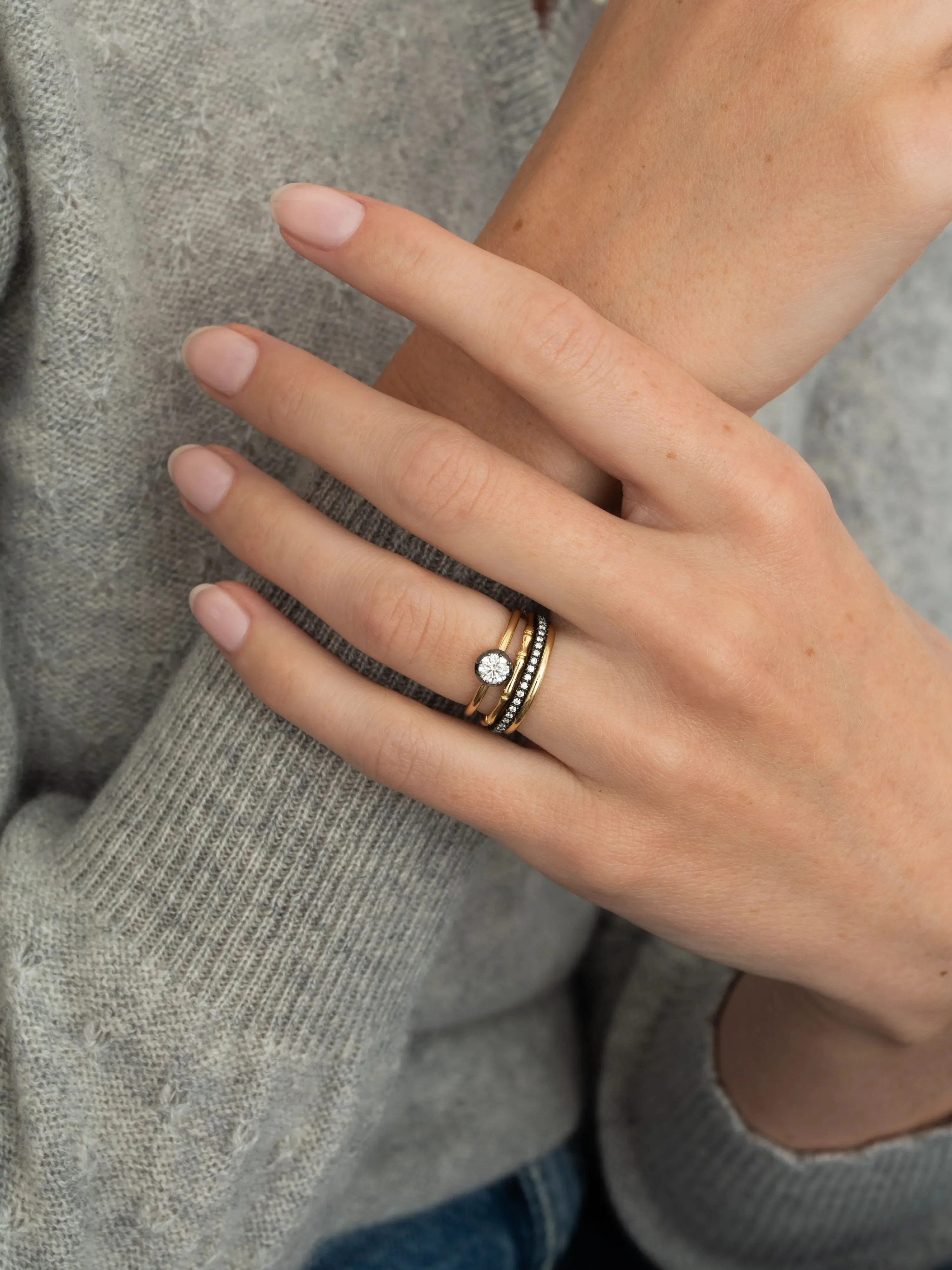 0.40ct Diamond & Blackened Gold Button Back Ring - Image 3