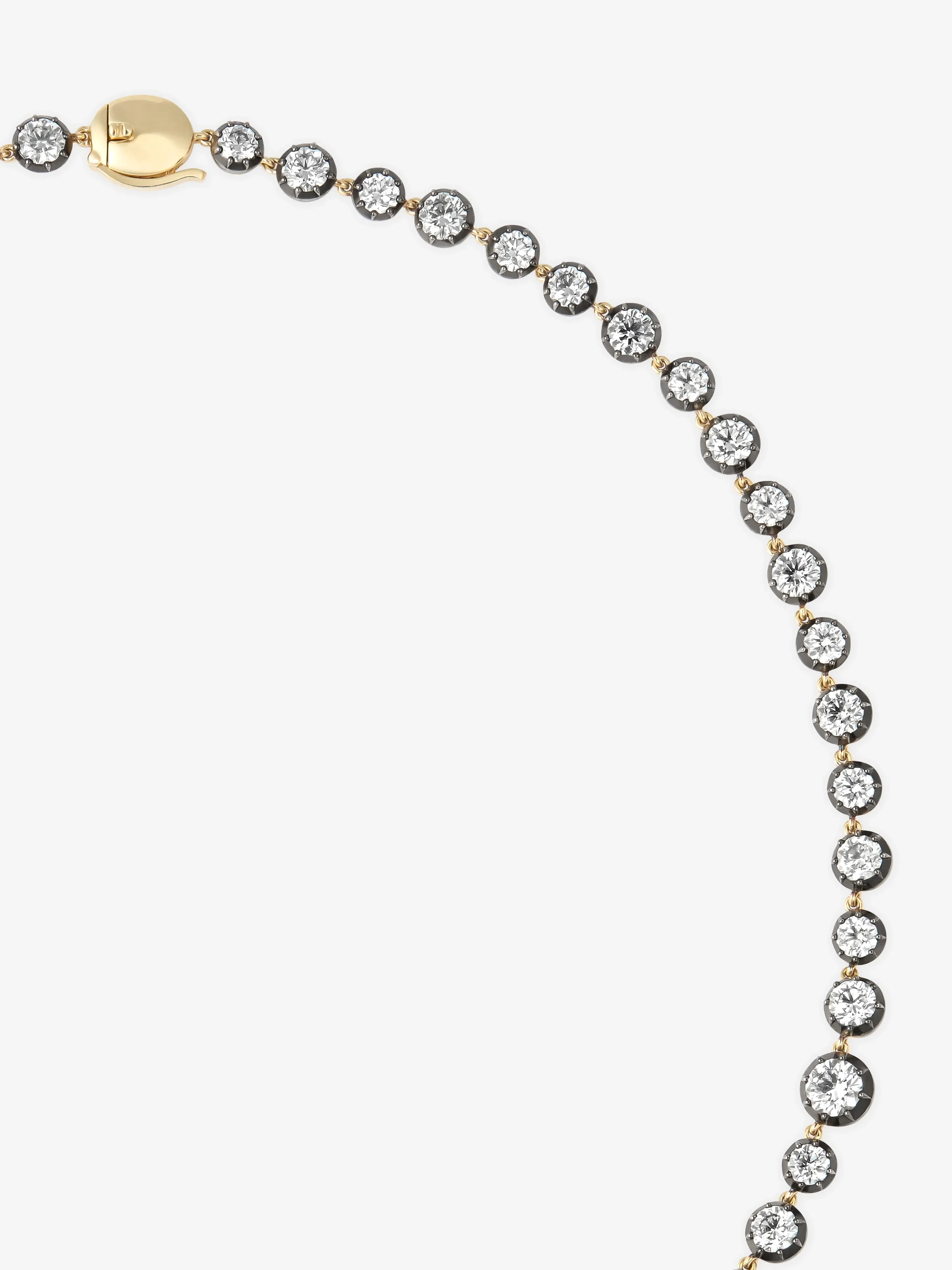 Signature 17ct Diamond Button Back Necklace - Image 4